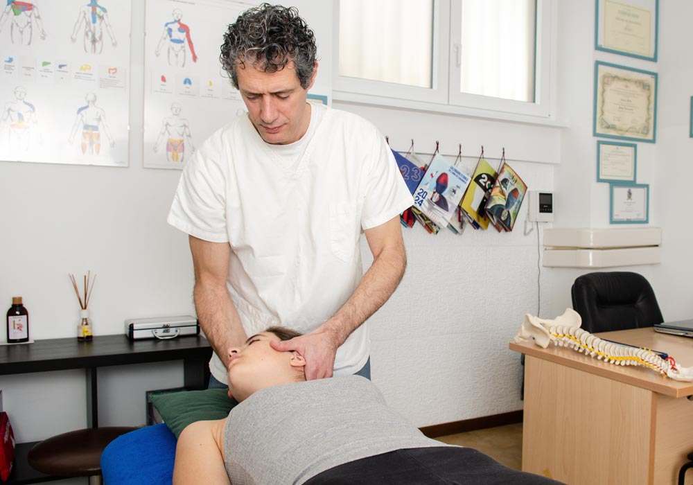 Osteopata Legnano per dolori cervicale