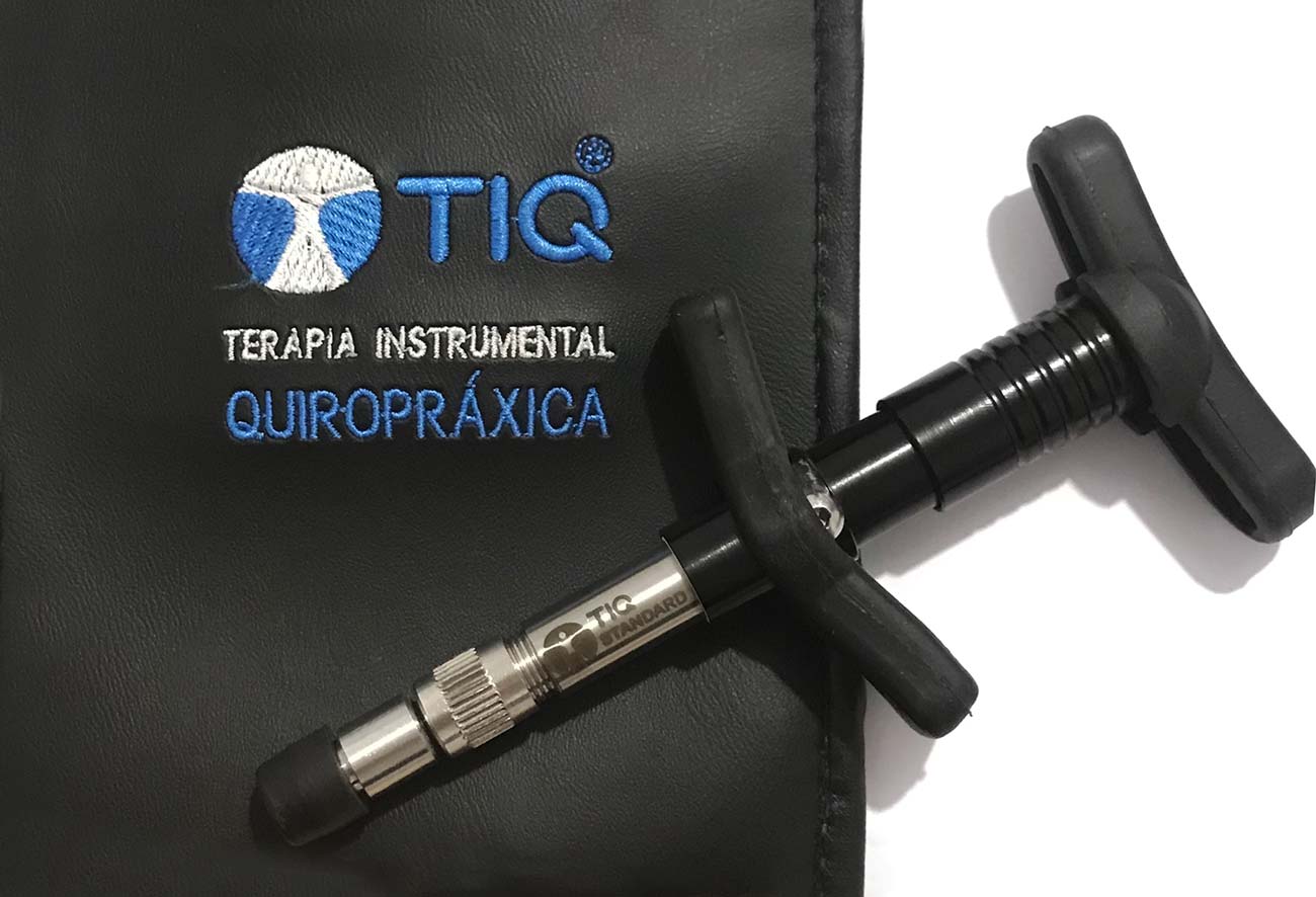 Terapia strumentale chiropratica senza crack